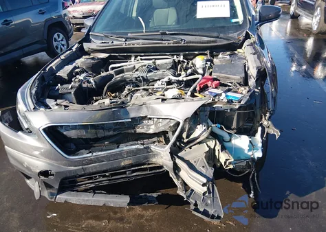 2020 Subaru Outback Premium z USA, uszkodzony, nr VIN 4S4BTAEC9L3146792